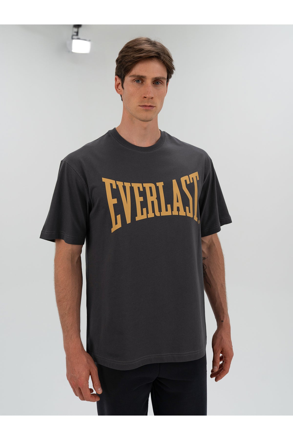 Everlast Tricou Comfort, decolteu la baza gatului si imprimeu cu logo