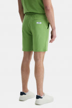 UCLA Pantaloni scurti cu snur si banda elastica in talie, buzunare laterale si imprimeu cu logo discret, NEPHRITE, FOWLER