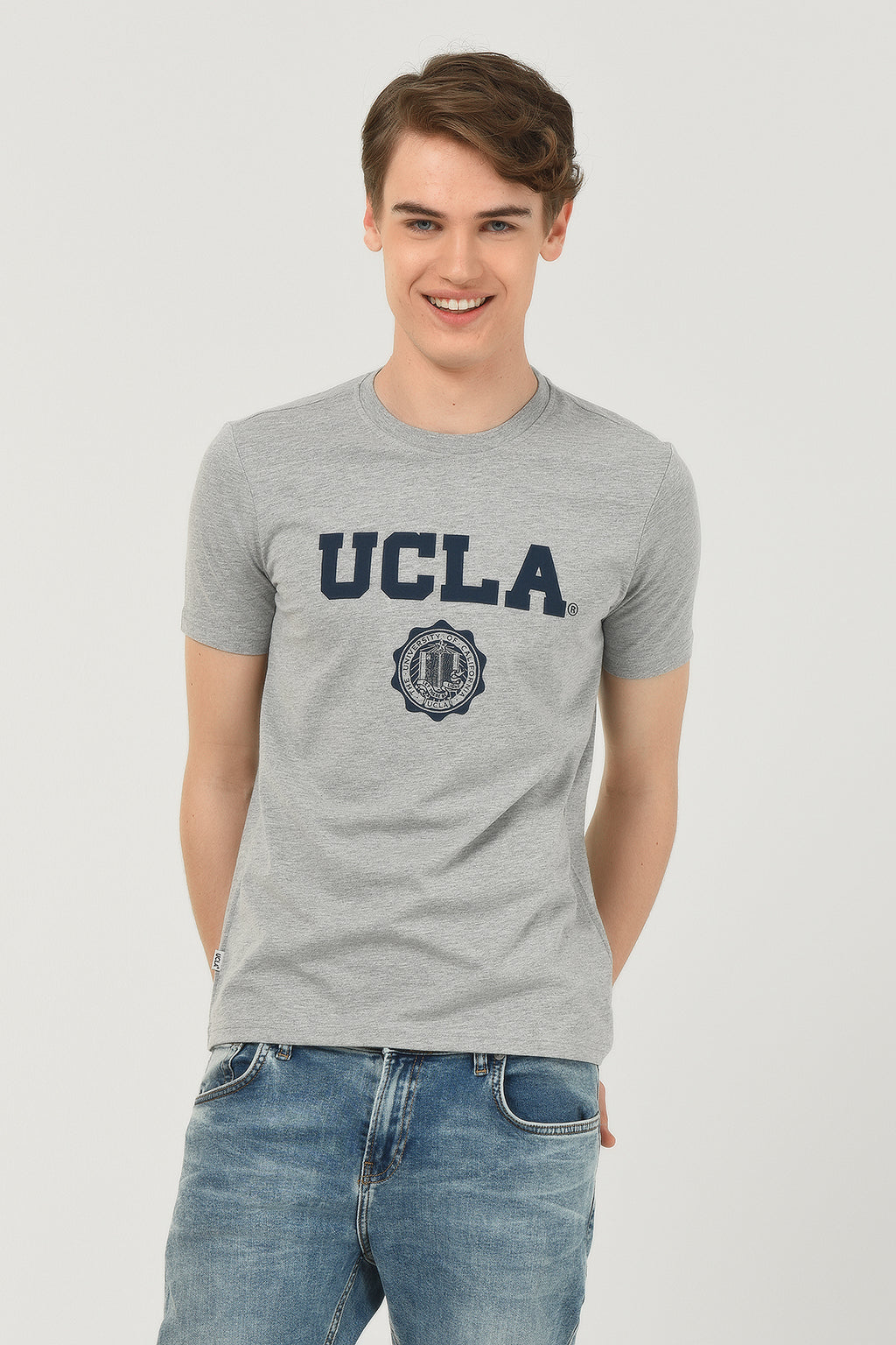UCLA Tricou cu decolteu la baza gatului, imprimeu cu logo, regular fit, Gri, GAYLEY