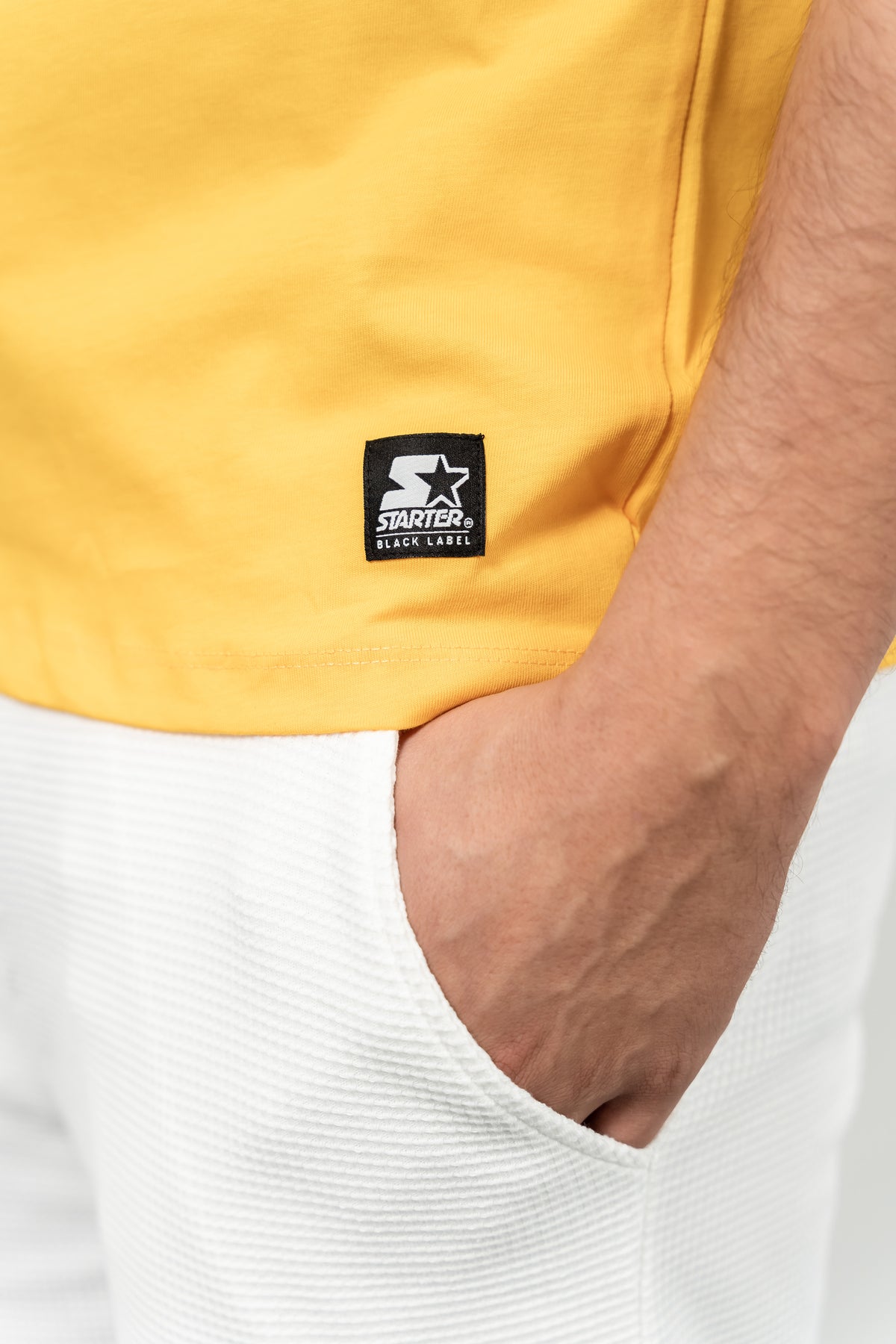 Starter, Tricou cu decolteu la baza gatului, imprimeu cu logo, HAMPTONS, Galben