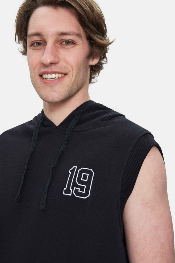 UCLA Bluza cu decolteu la baza gatului, regular fit, imprimeu cu logo, Negru, HEWITT