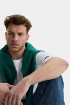 UCLA Tricou cu decolteu la baza gatului, imprimeu cu logo, regular fit, Alb, IGNISO