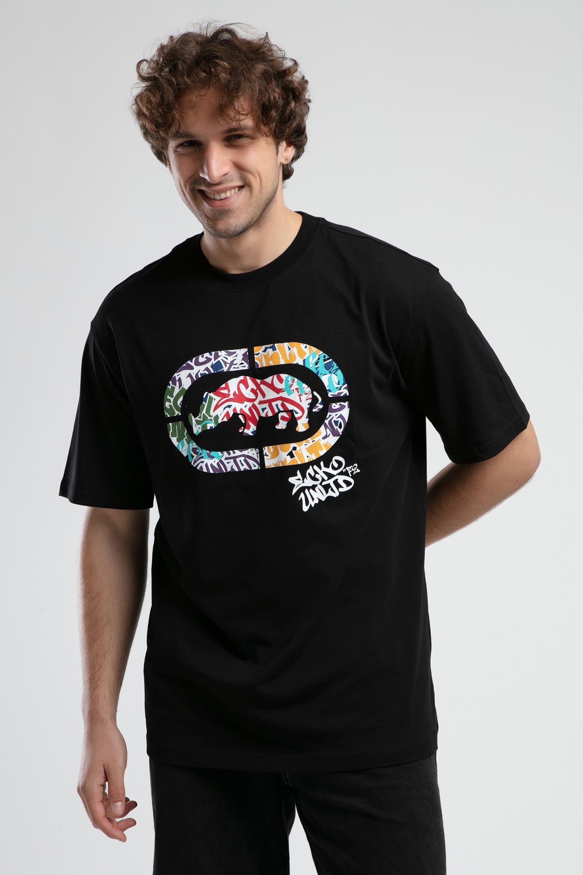 Ecko Unltd. Tricou cu decolteu la baza gatului, imprimeu cu logo, Negru, KINGSTON