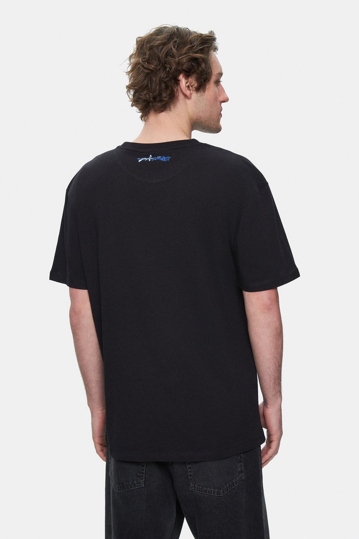 Ecko Unltd. Tricou cu decolteu la baza gatului, imprimeu cu logo, Negru-Alb, RHETT