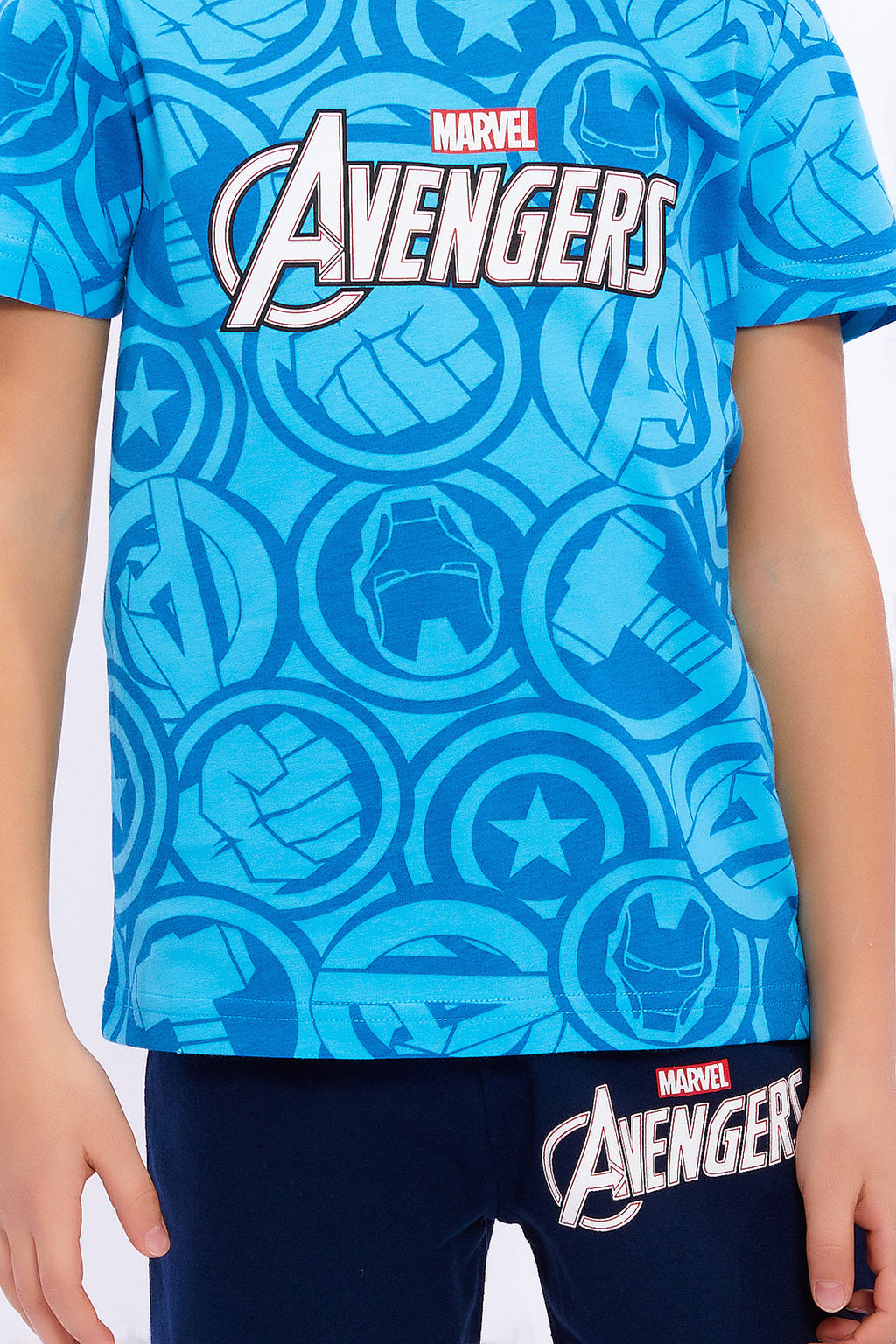 Roly Poly, Set de tricou si imprimeu The Avengers si pantaloni scurti