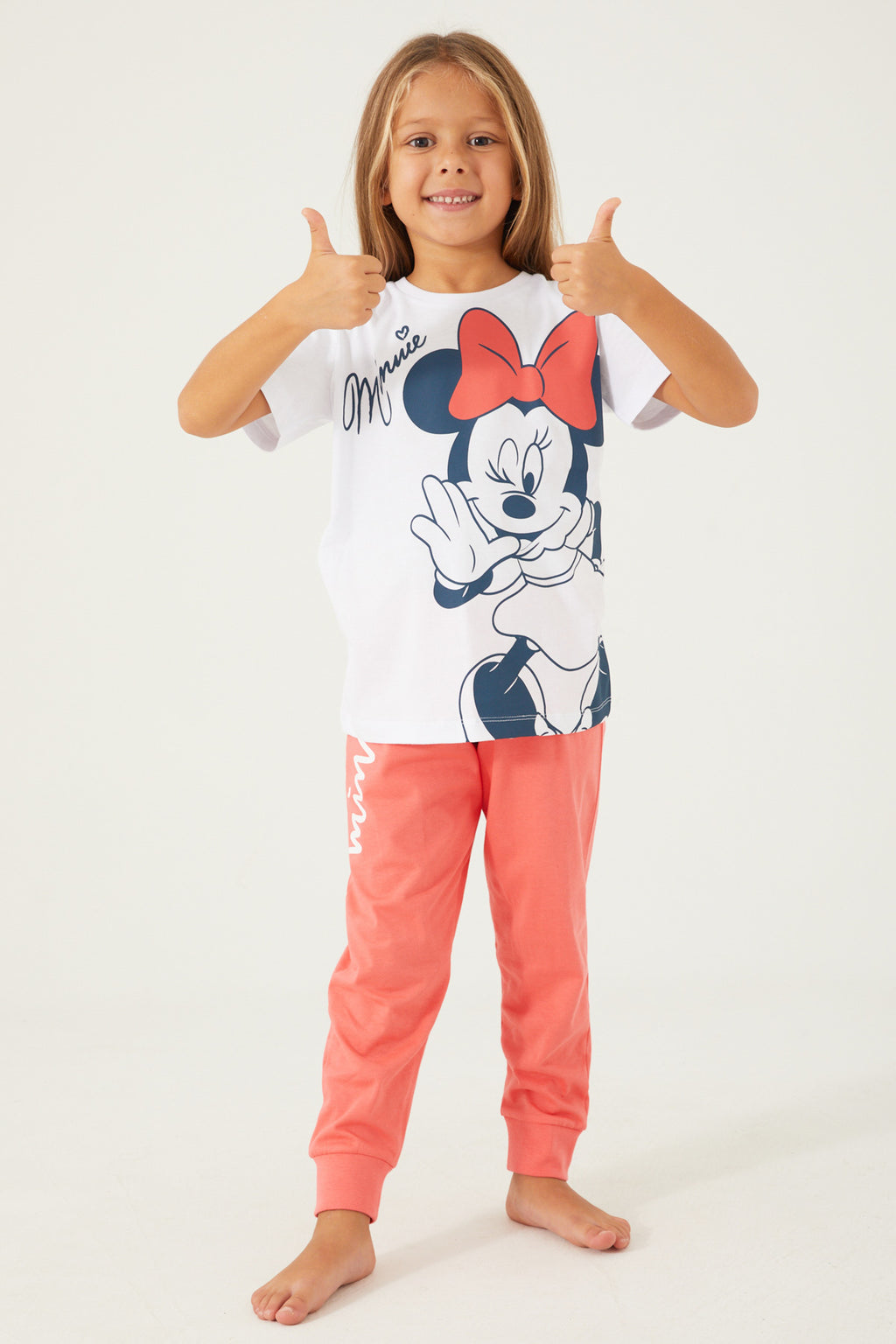 Set doua piese cu tricou si pantaloni, bumbac, decolteu la baza gatului si talie elastica, Alb