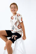 Set doua piese cu tricou si pantaloni scurti, pentru baieti, decolteu la baza gatului si model, Bej
