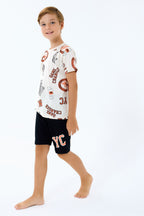 Set doua piese cu tricou si pantaloni scurti, pentru baieti, decolteu la baza gatului si model, Bej