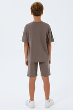 Set doua piese cu tricou si pantaloni scurti, pentru baieti