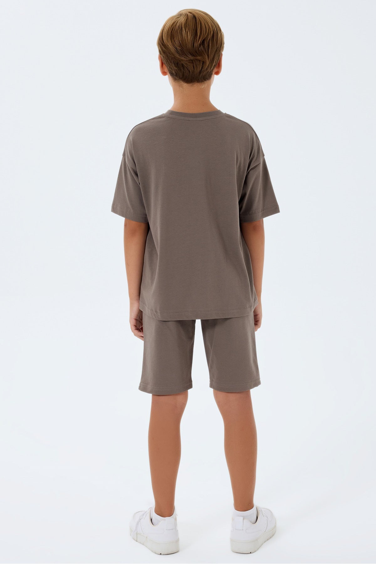 Set doua piese cu tricou si pantaloni scurti, pentru baieti