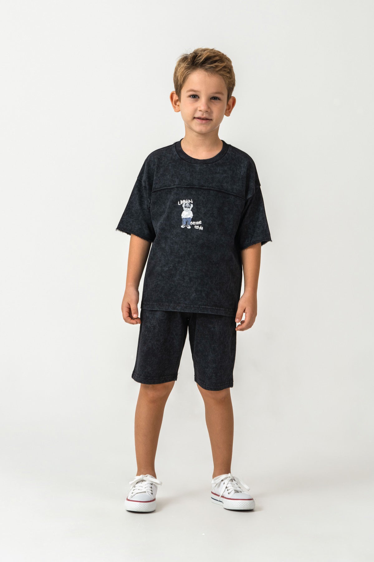 Set doua piese cu tricou si pantaloni scurti, pentru baieti