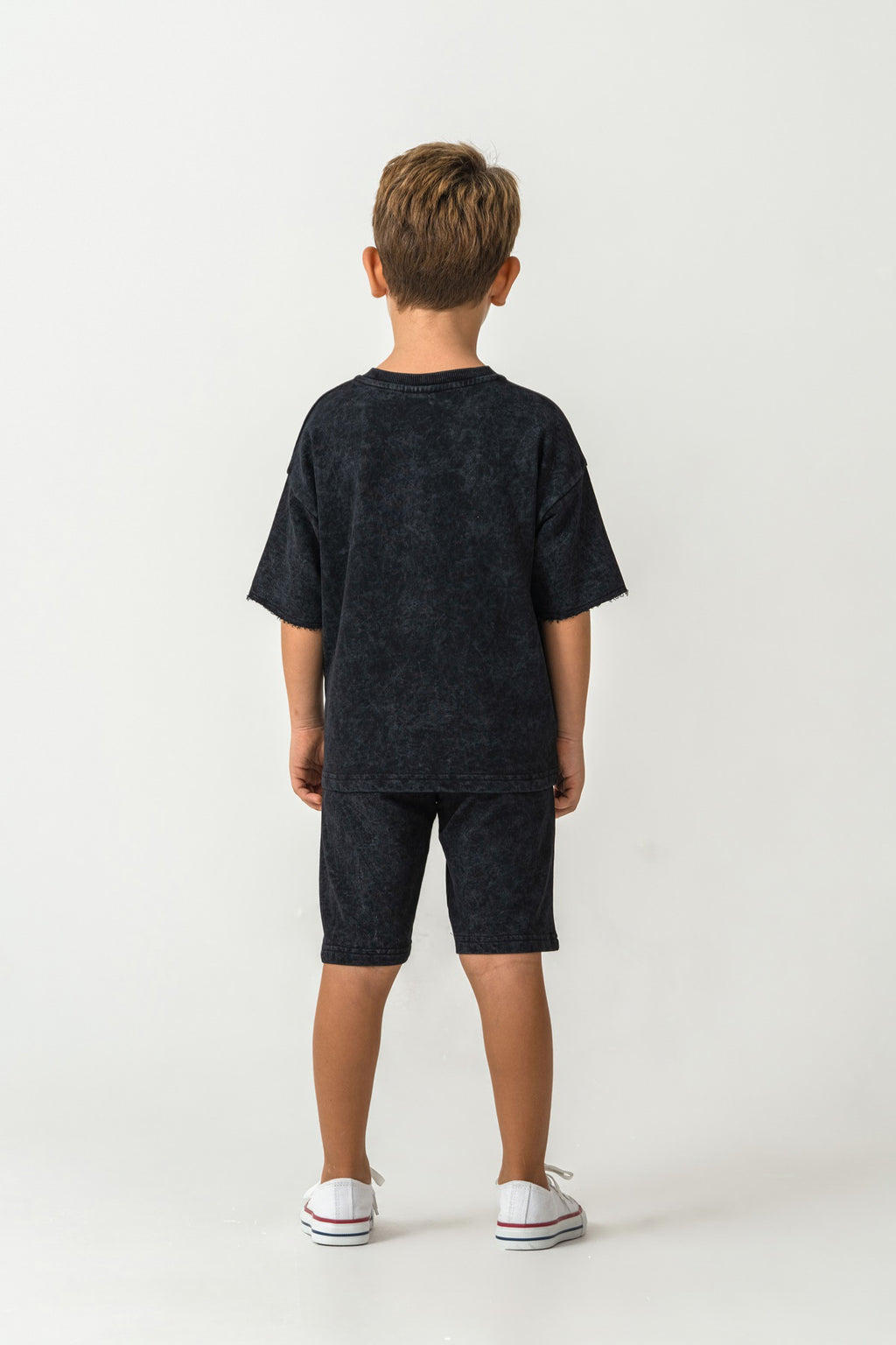 Set doua piese cu tricou si pantaloni scurti, pentru baieti