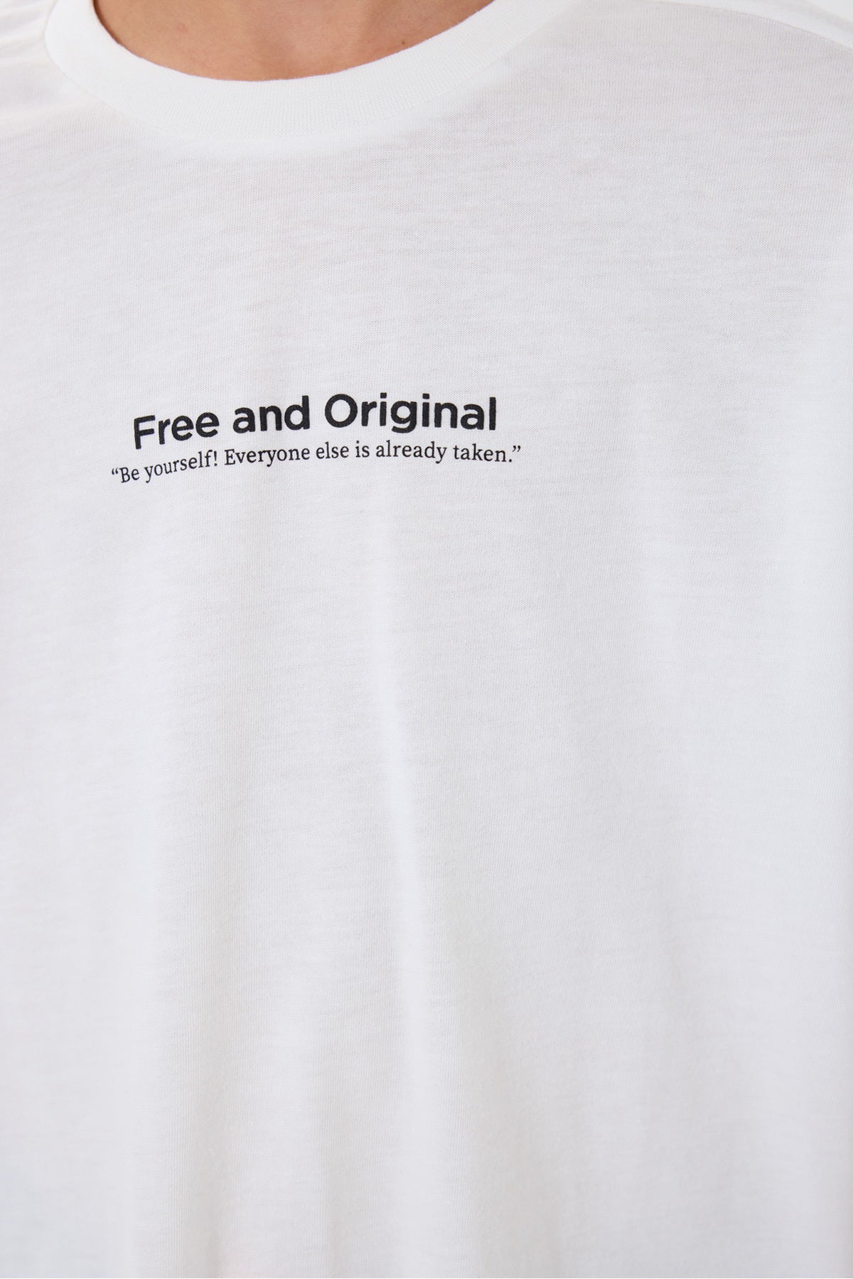 Set doua piese cu tricou si pantaloni scurti, pentru baieti