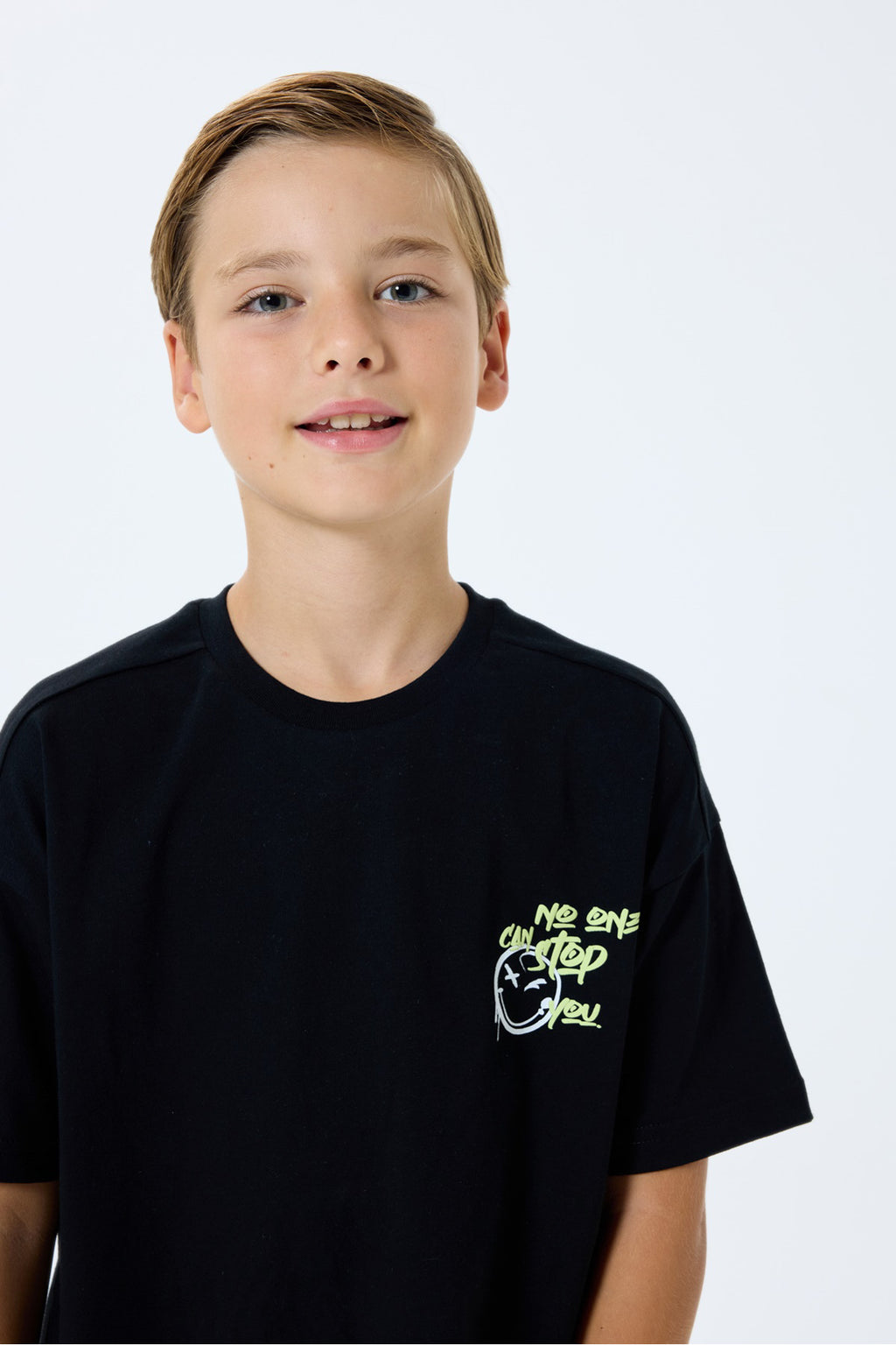 Set doua piese cu tricou si pantaloni scurti, pentru baieti