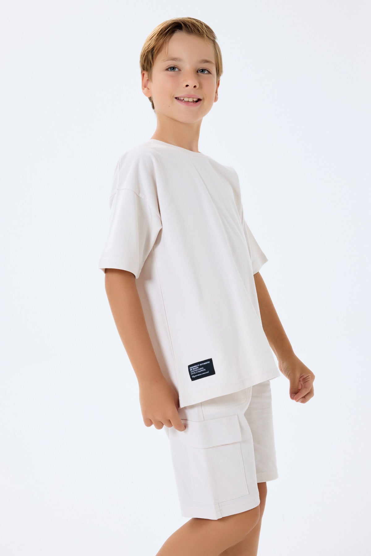 Set doua piese cu tricou si pantaloni scurti, pentru baieti
