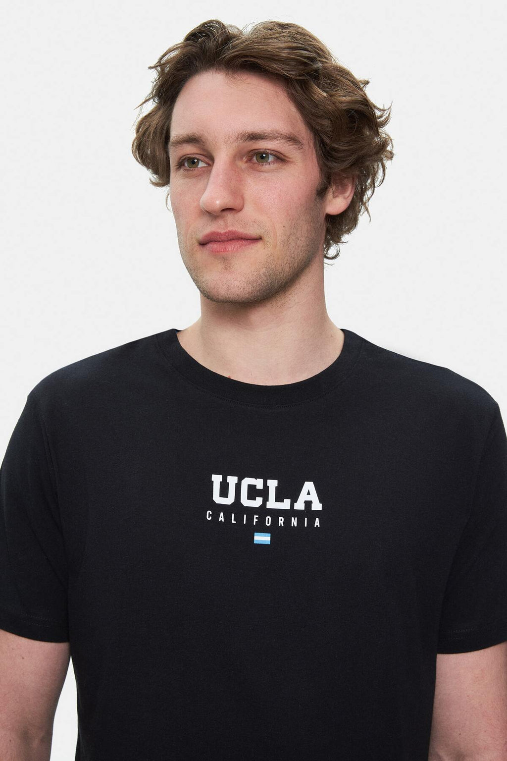 UCLA Tricou cu decolteu la baza gatului, imprimeu cu logo, regular fit, Negru, SHERMAN
