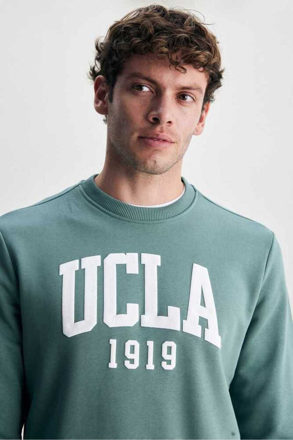 UCLA Bluza din amestec de bumbac cu decolteu la baza gatului si imprimeu cu logo