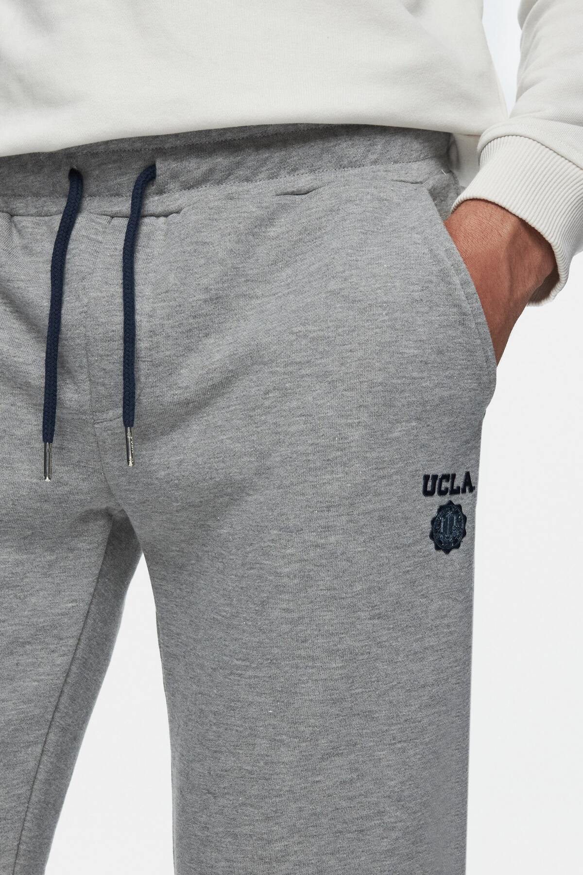 UCLA Pantaloni de trening cu elastic si snur in talie, buzunare laterale