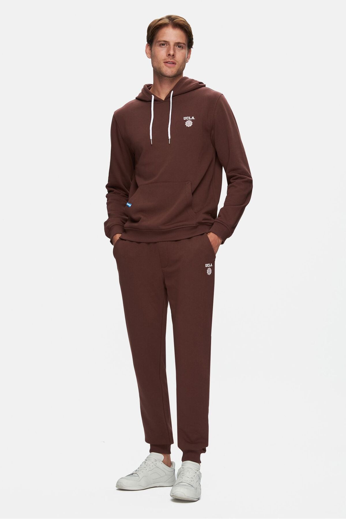 UCLA Pantaloni de trening cu elastic si snur in talie, buzunare laterale