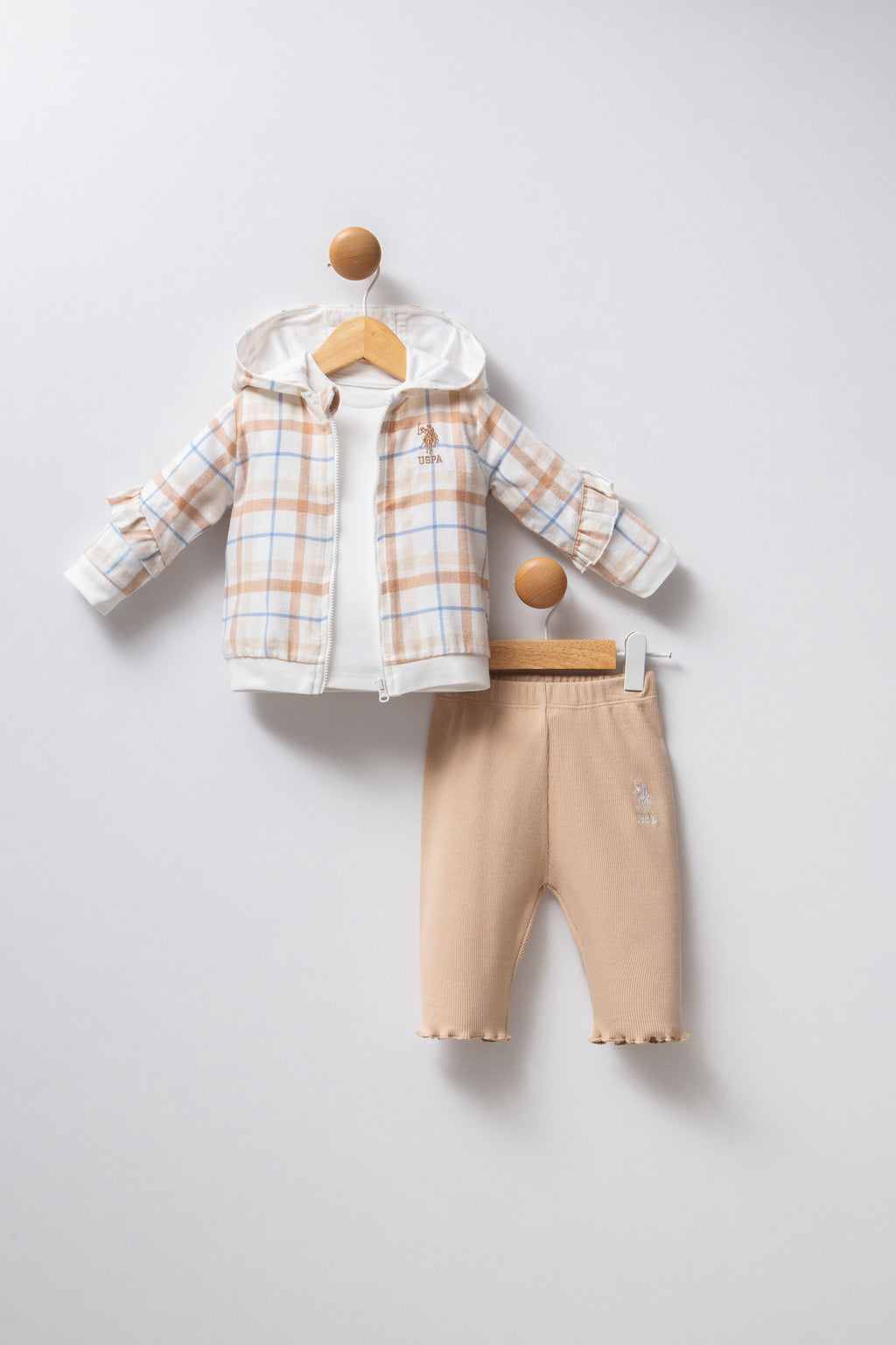 U.S. Polo Assn. Set trei piese cu bluza, hanorac si pantaloni, Alb