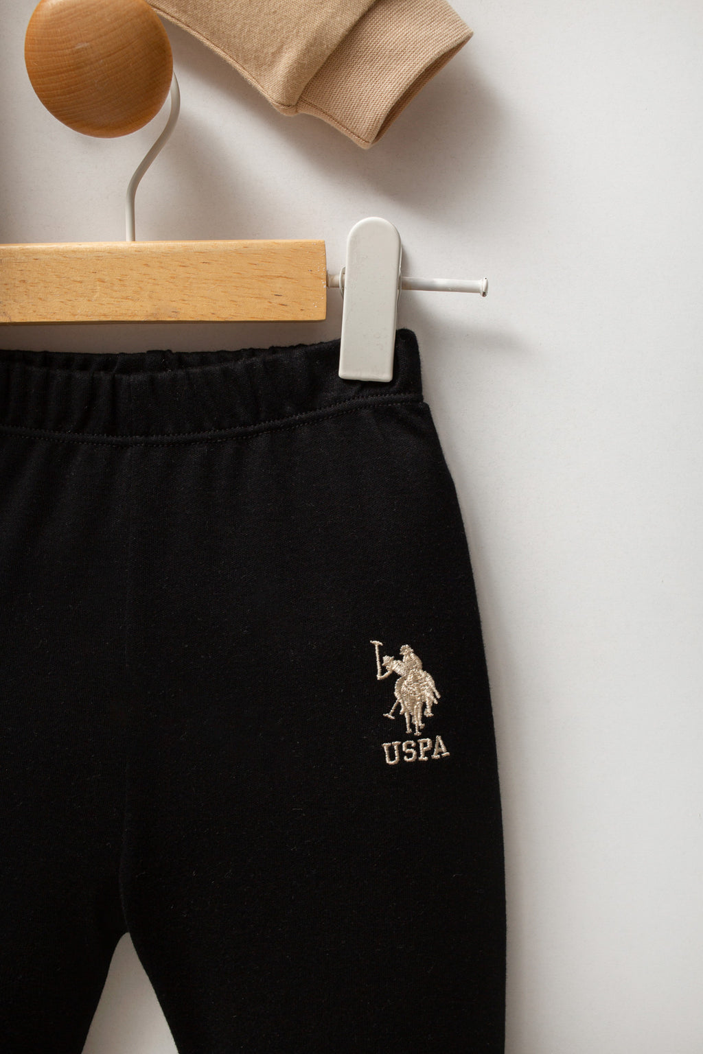 U.S. Polo Assn. Set doua piese cu logo discret, Bej