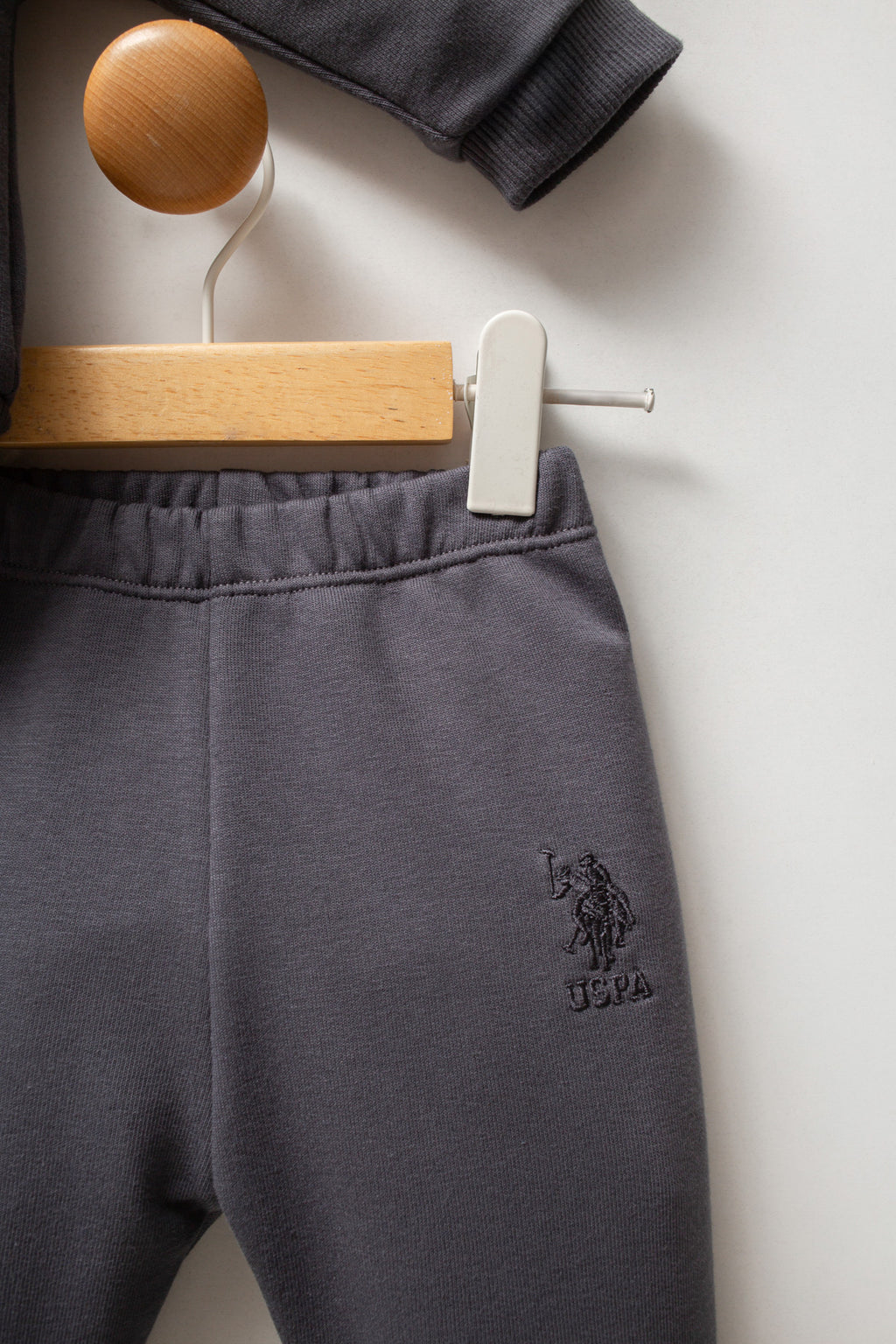 U.S. Polo Assn. Set doua piese cu logo discret, Gri