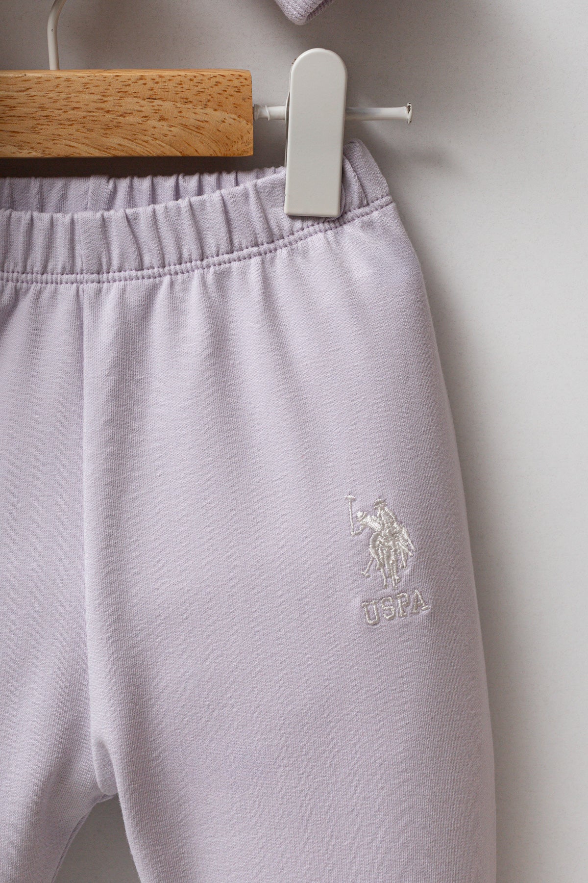 U.S. Polo Assn. Set trei piese cu hanorac, pantaloni si bluza, Mov