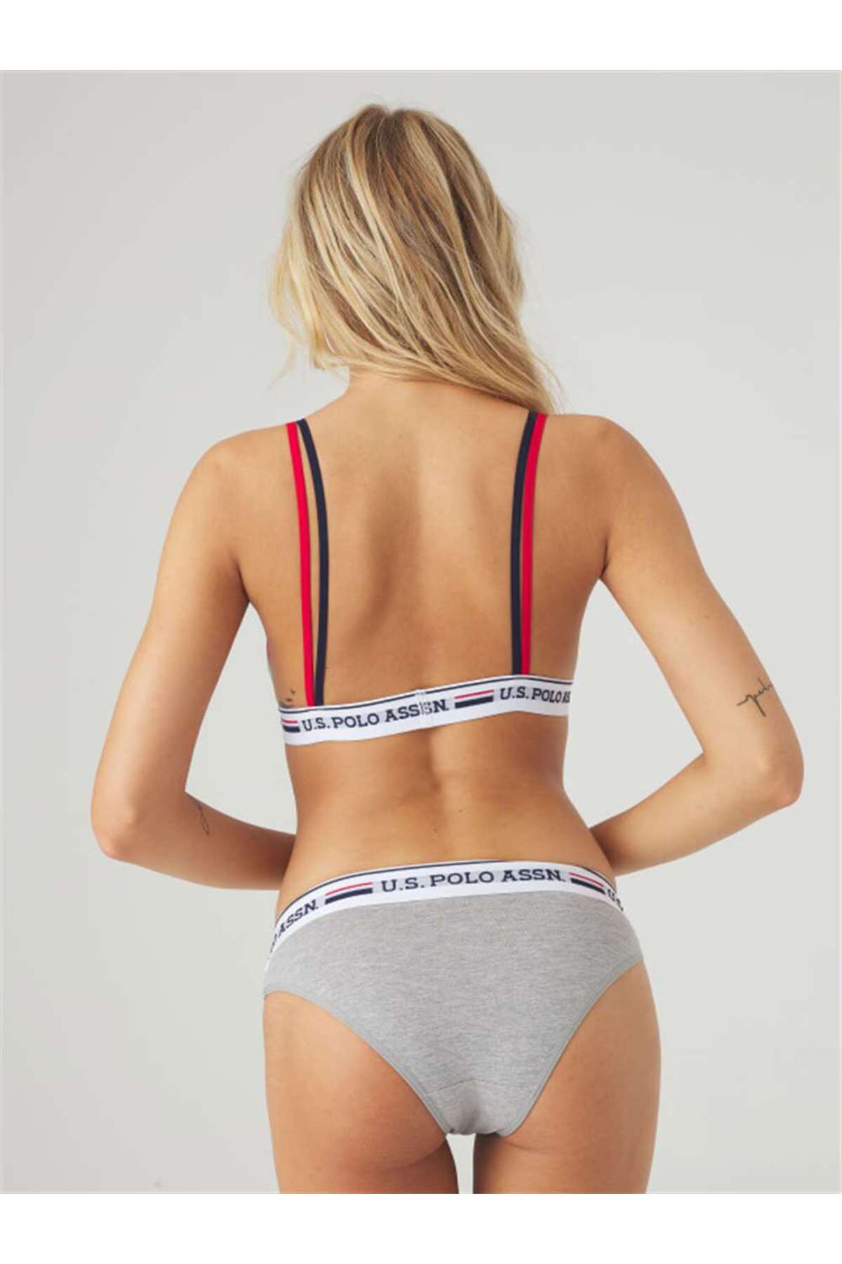 U.S. Polo Assn., Set de sutien cu cupe triunghiulare si chiloti cu logo