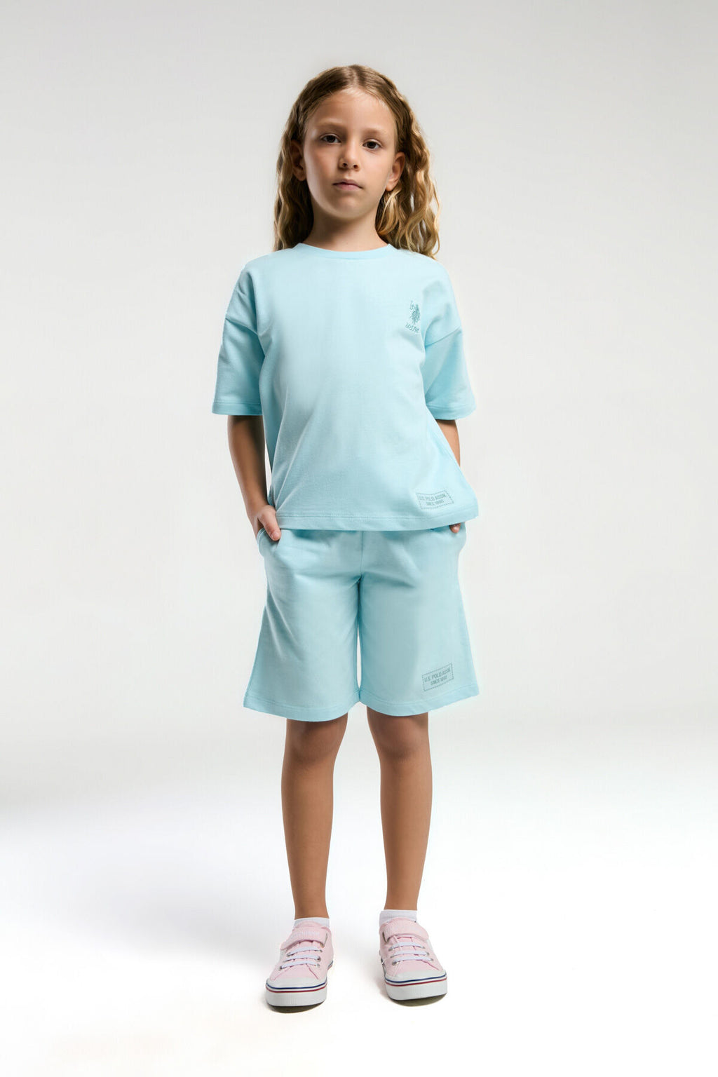 U.S. Polo Assn., Set de tricou de bumbac cu logo si pantaloni scurti - 2 piese, Albastru deschis, 116-122 CM