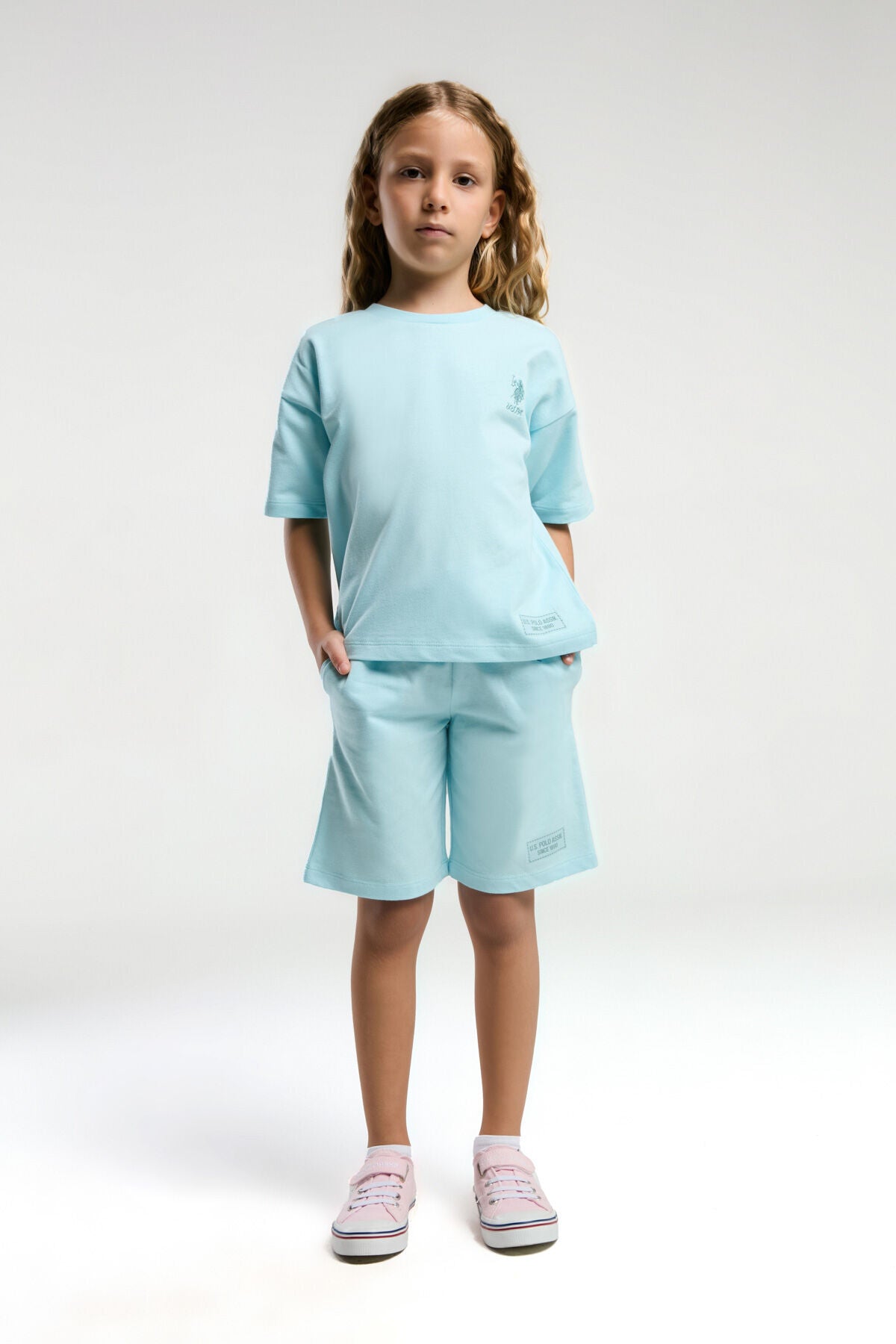 U.S. Polo Assn., Set de tricou de bumbac cu logo si pantaloni scurti - 2 piese, Albastru deschis, 116-122 CM