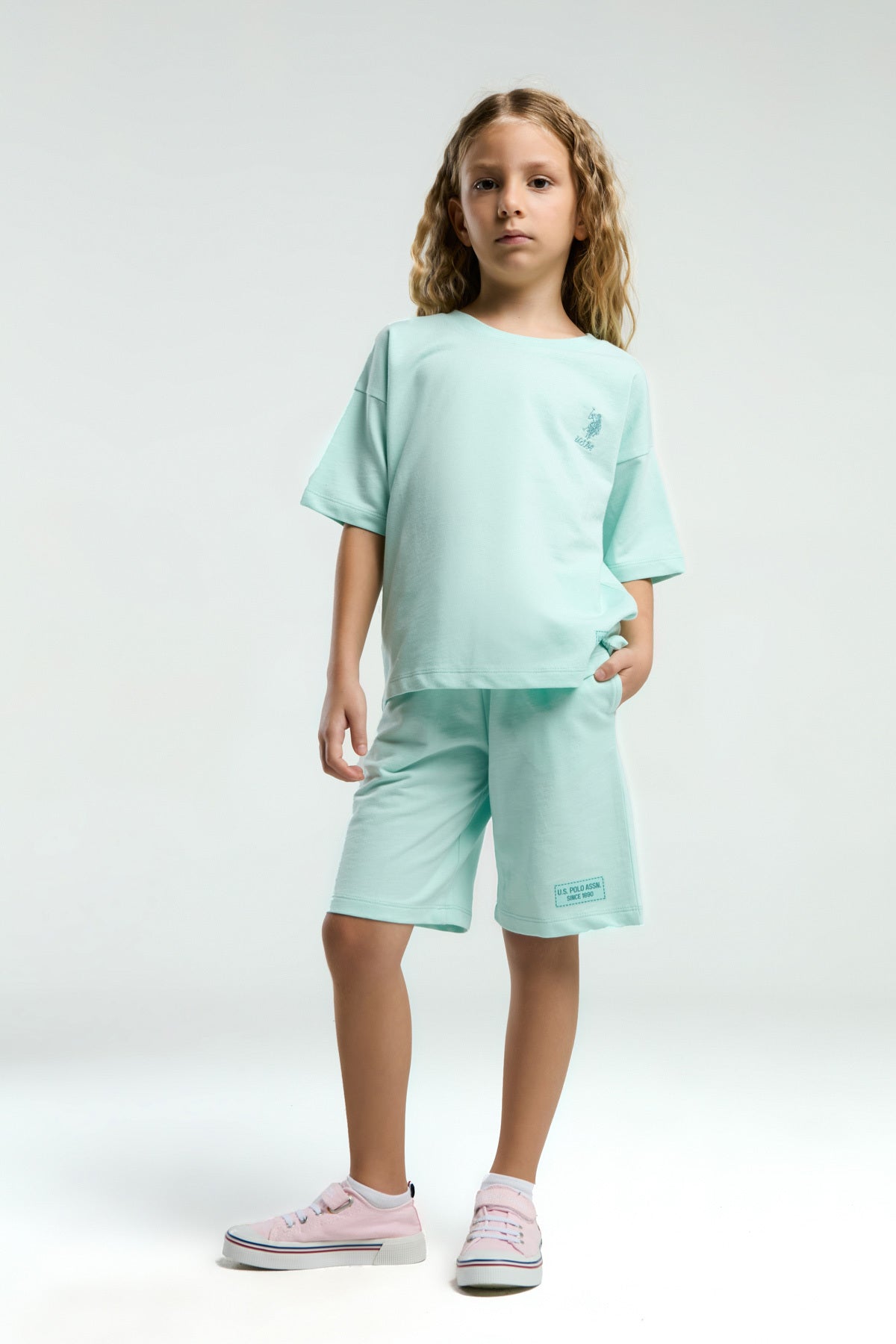 U.S. Polo Assn., Set de tricou de bumbac cu logo si pantaloni scurti - 2 piese