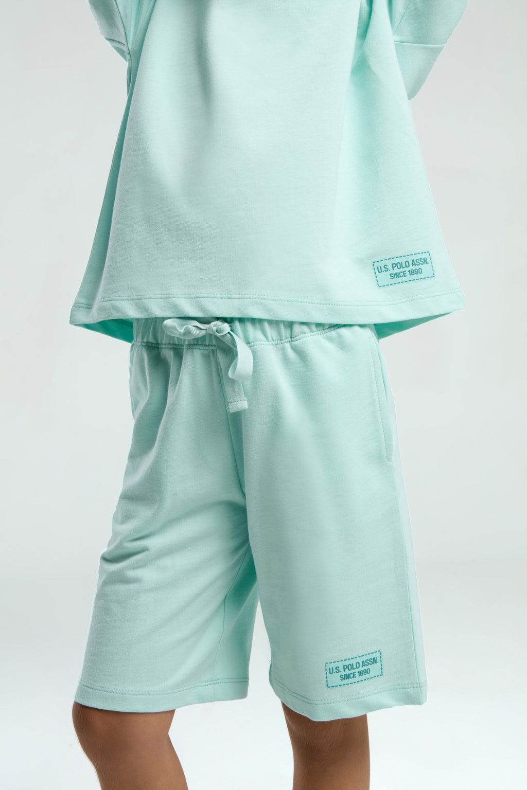 U.S. Polo Assn., Set de tricou de bumbac cu logo si pantaloni scurti - 2 piese