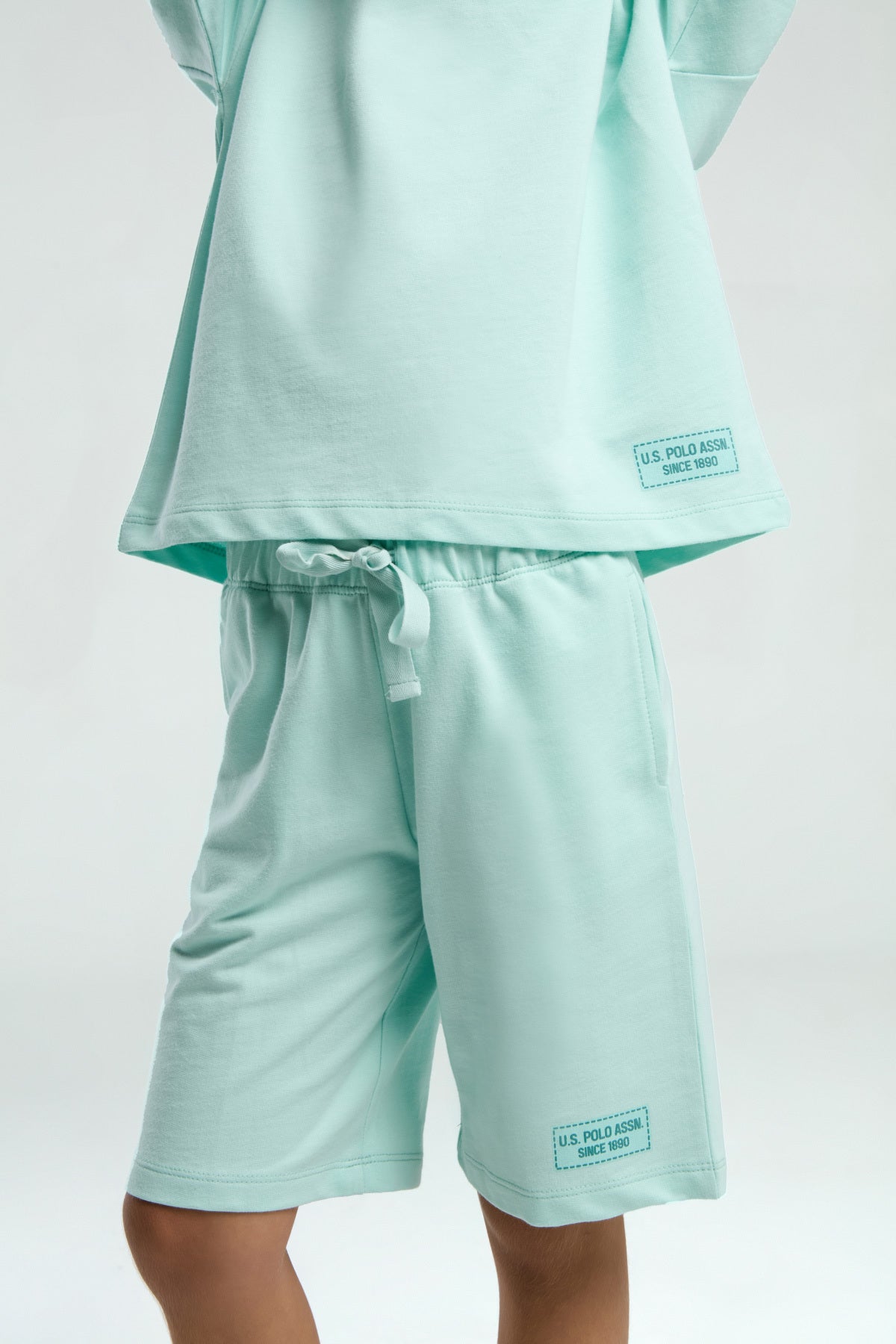 U.S. Polo Assn., Set de tricou de bumbac cu logo si pantaloni scurti - 2 piese