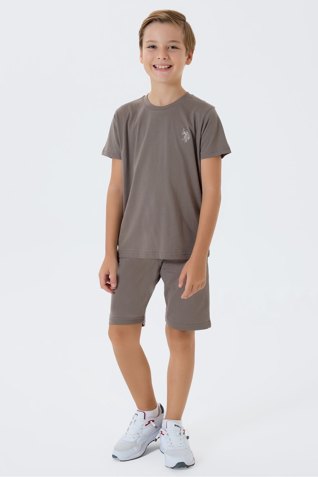 Set doua piese cu tricou si pantaloni scurti, pentru baieti