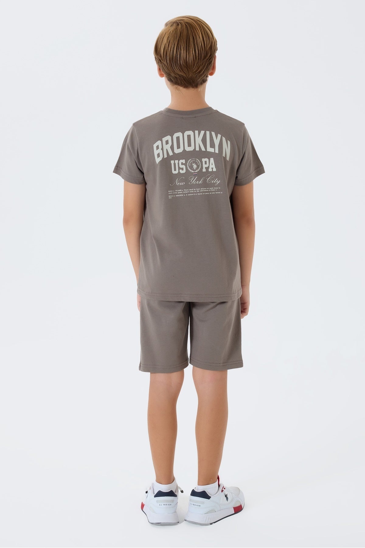 Set doua piese cu tricou si pantaloni scurti, pentru baieti