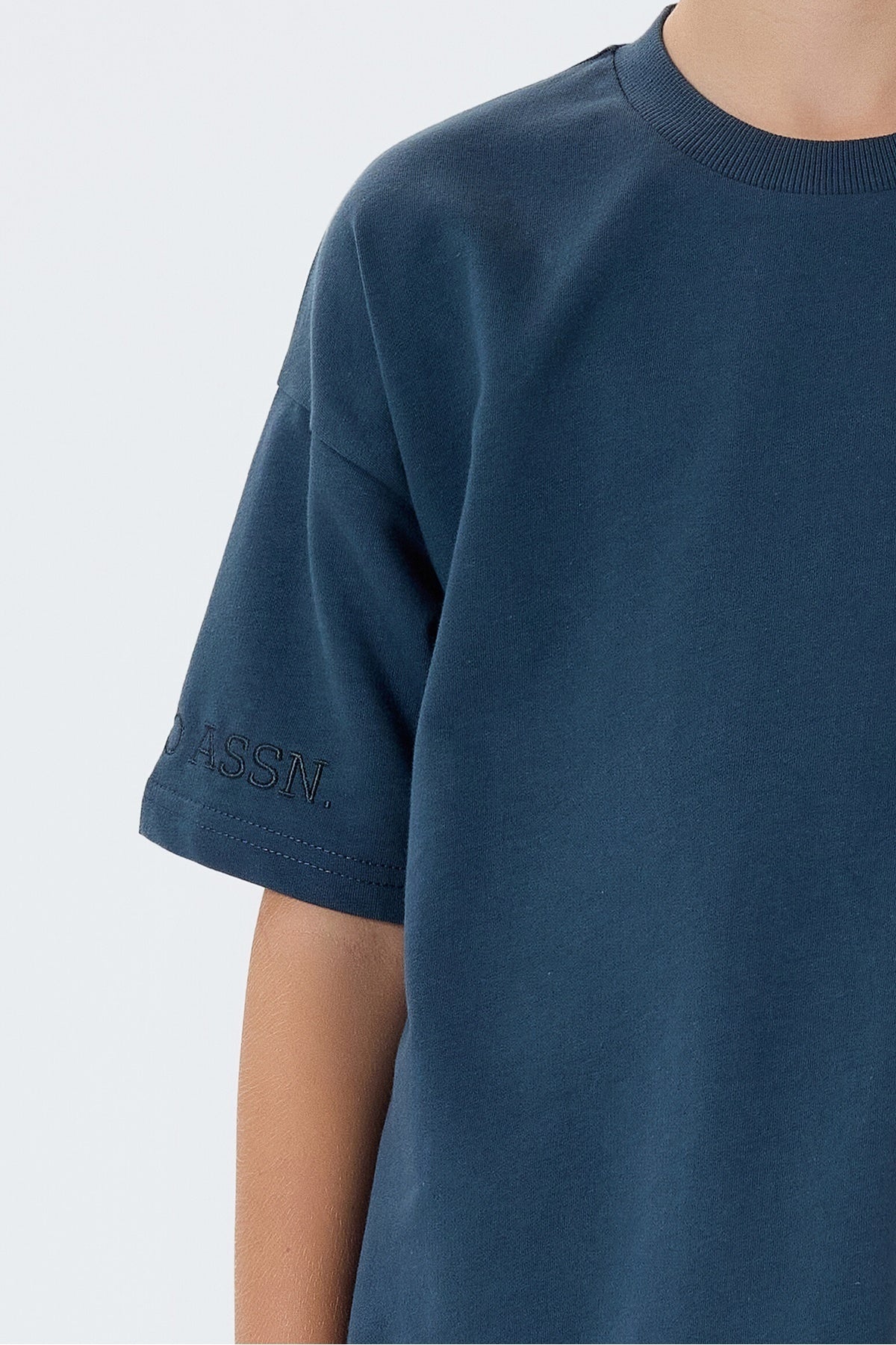 Set doua piese cu tricou si pantaloni scurti, pentru baieti