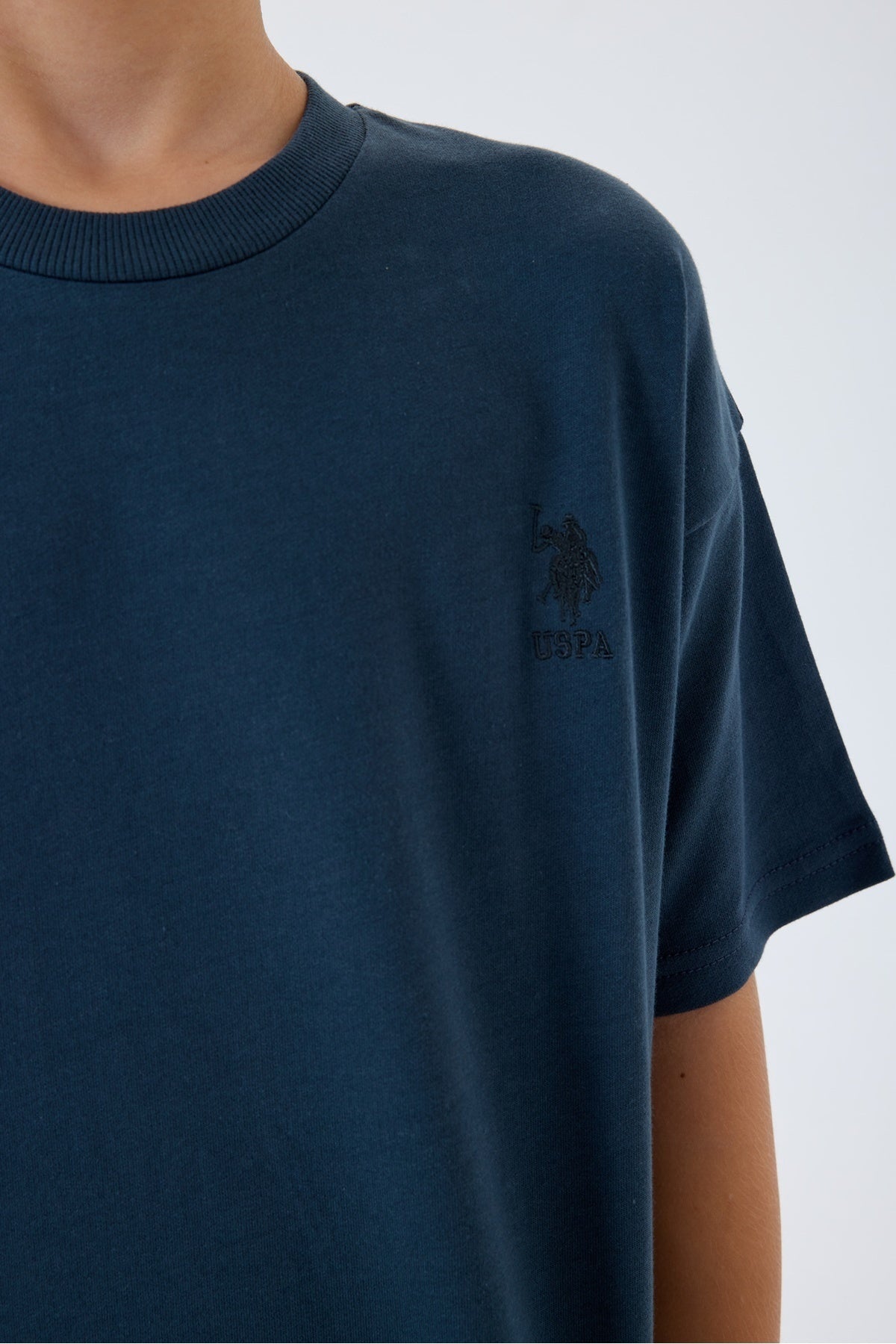 Set doua piese cu tricou si pantaloni scurti, pentru baieti
