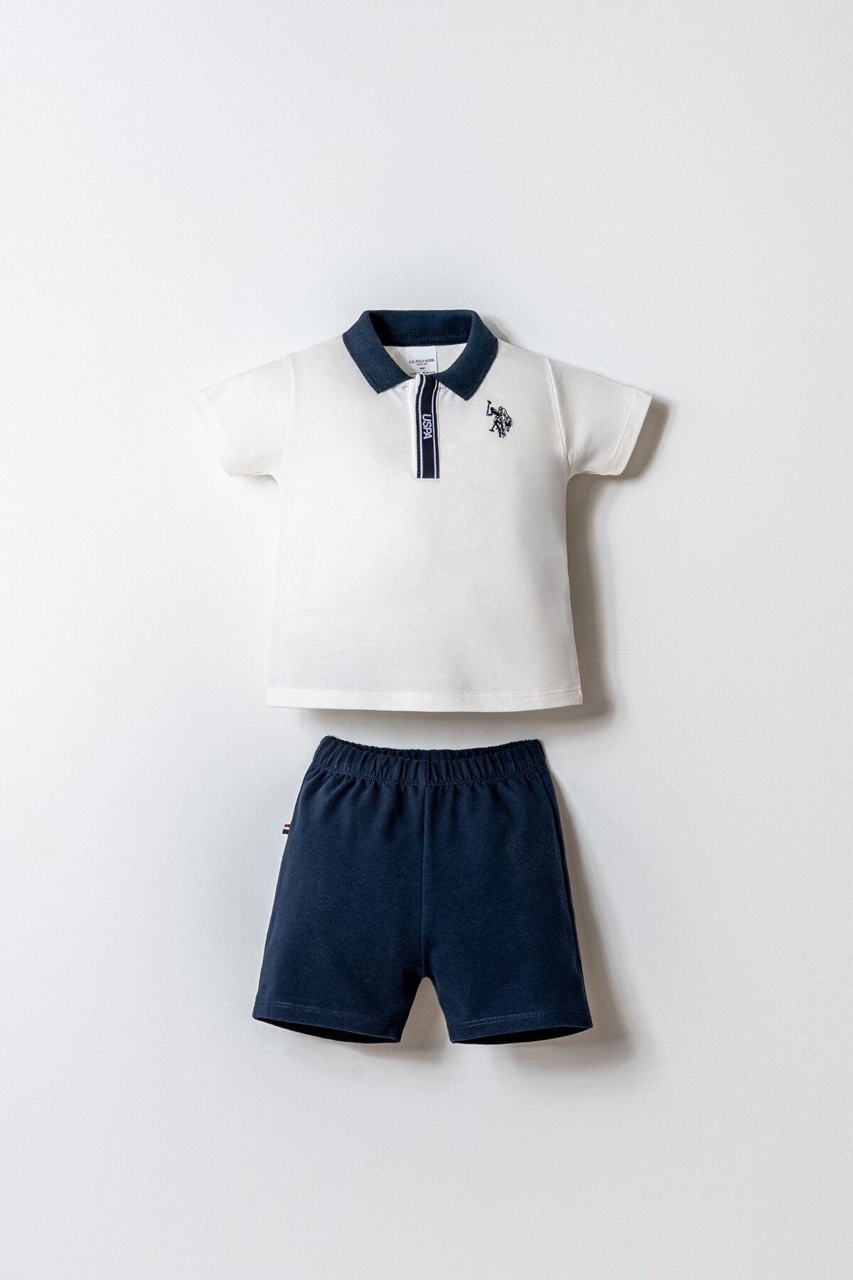 U.S. Polo Assn., Set de tricou polo si pantaloni scurti - 2 piese