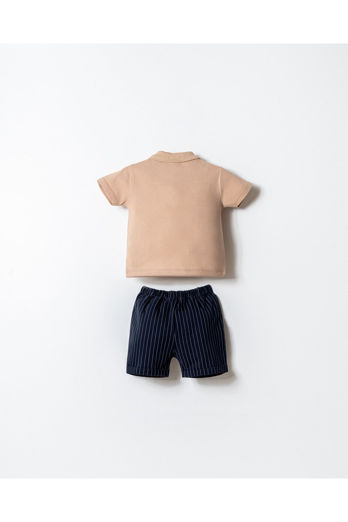 U.S. Polo Assn. Set doua piese cu tricou si pantaloni scurti pentru baieti, Bej