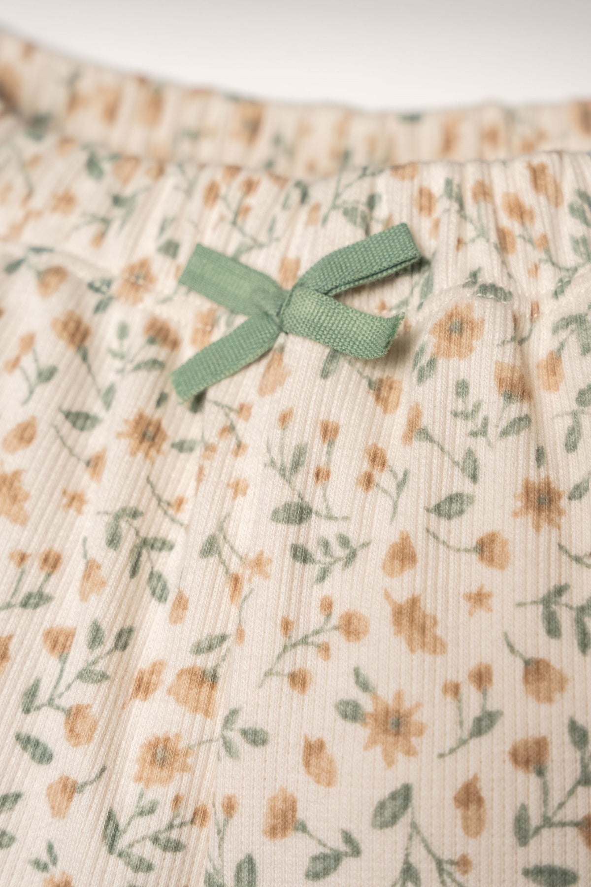 U.S. Polo Assn., Set de tricou si pantaloni scurti cu imprimeu floral
