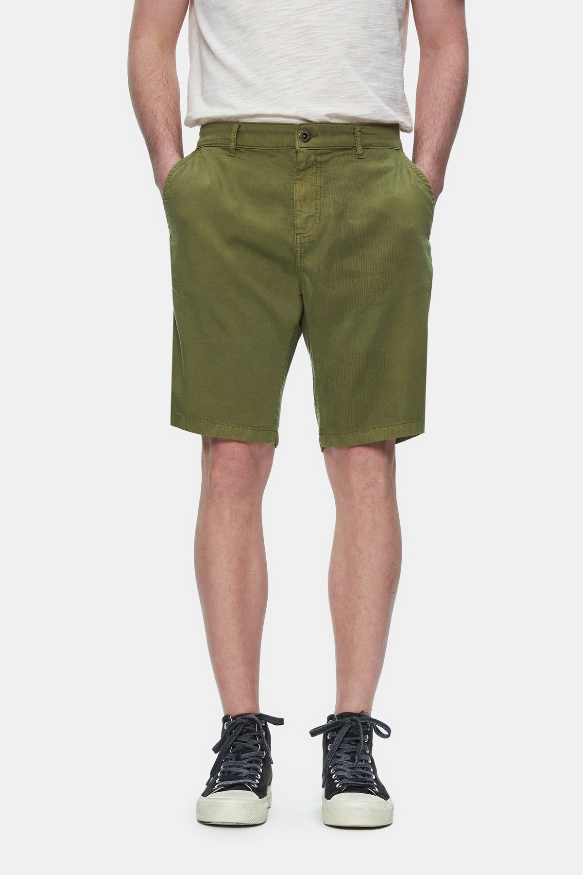 UCLA Pantaloni scurti cu snur si banda elastica in talie, buzunare laterale si imprimeu cu logo discret, Verde, VALOR
