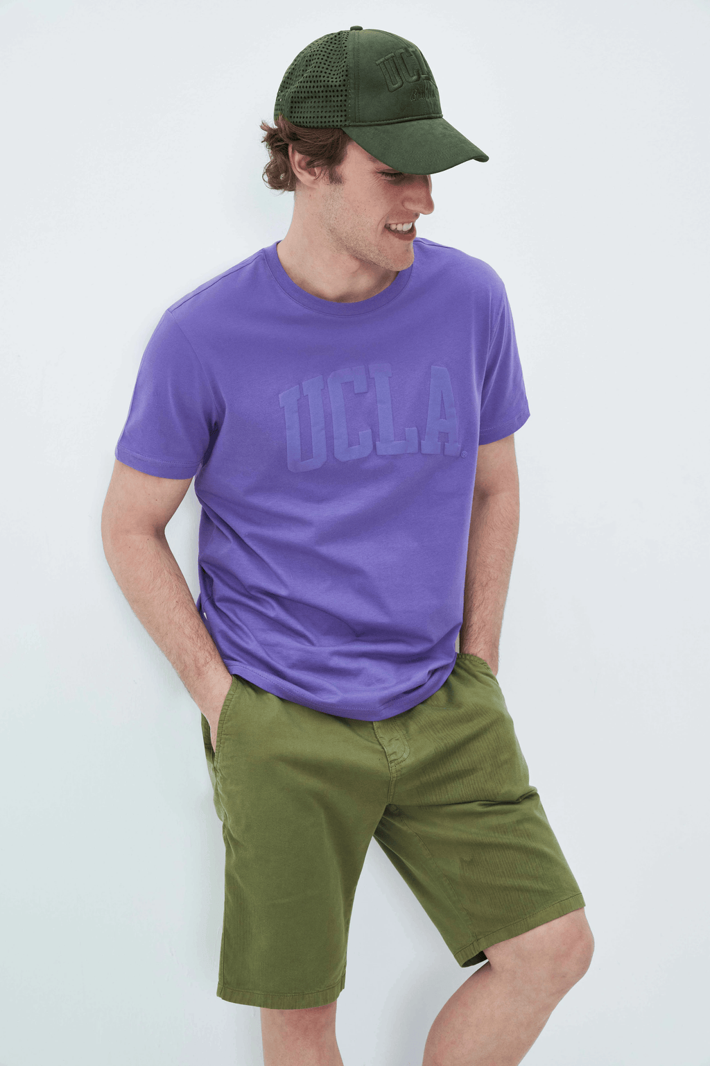 UCLA Tricou cu decolteu la baza gatului, imprimeu cu logo, regular fit, Mov, CULVER