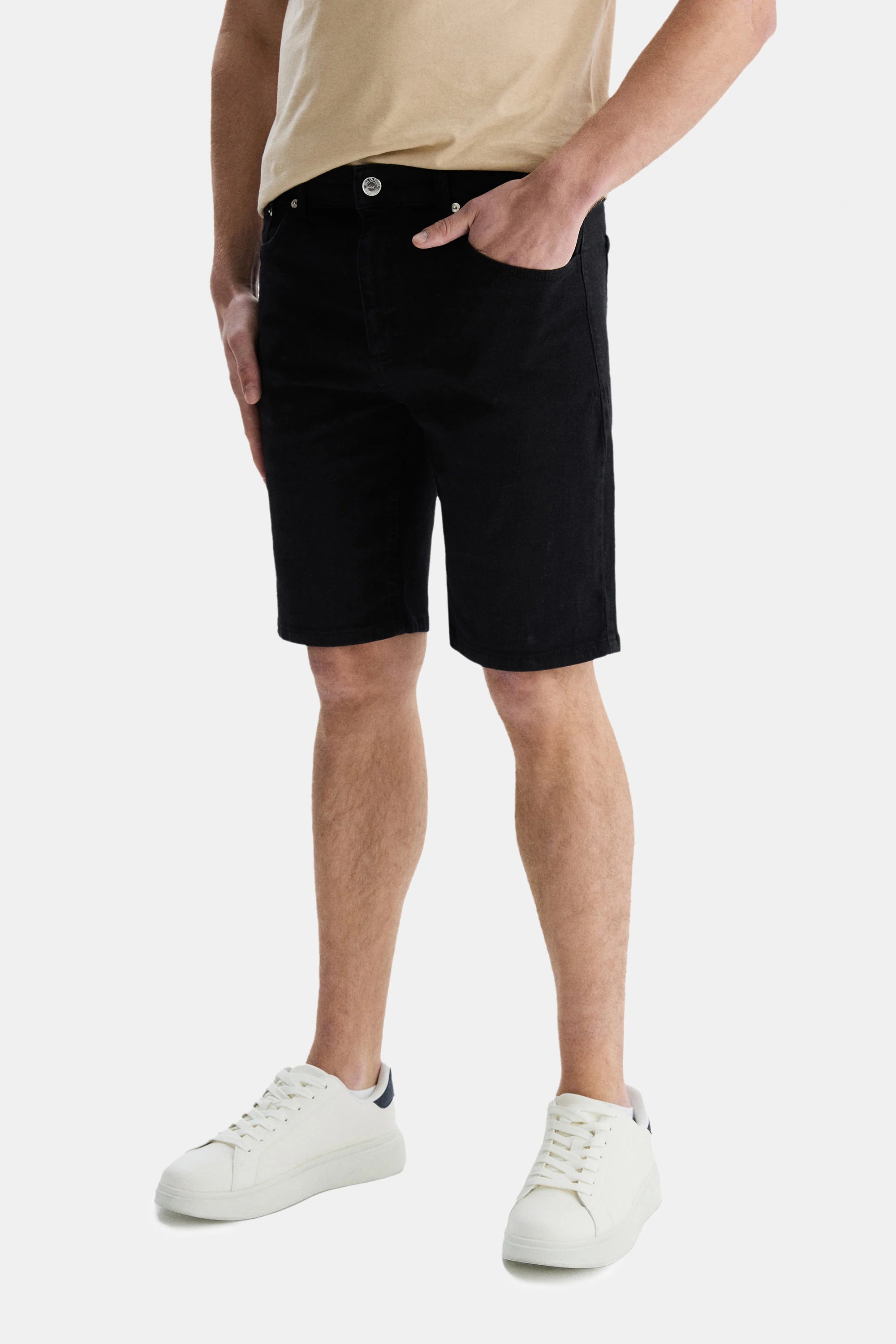 UCLA Pantaloni scurti cu snur si banda elastica in talie, buzunare laterale si imprimeu cu logo discret, Negru, DARREL