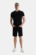 UCLA Tricou cu decolteu la baza gatului, imprimeu cu logo, regular fit, Negru, VANNESS